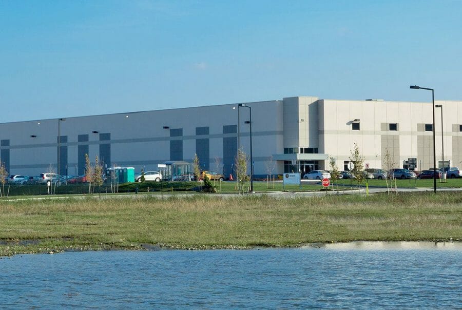 Amazon Fulfillment Center - E-commerce & fulfillment center construction project