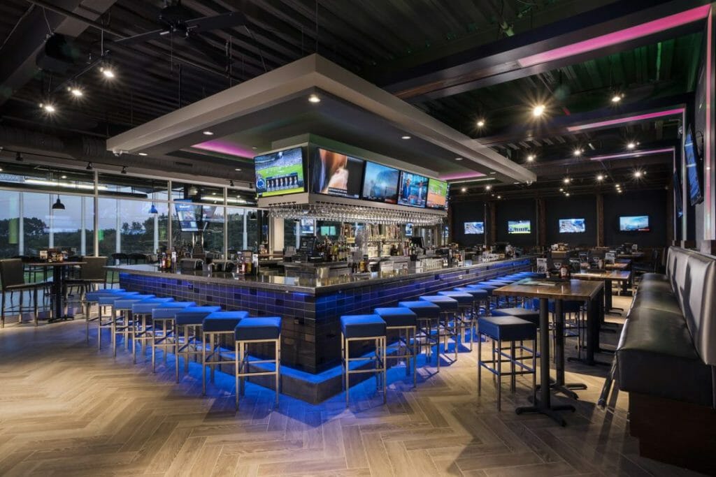 11655_bar-restaurant-topgolf-mt-laurel-1080x720