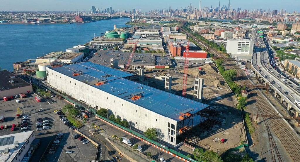 NY_BronxLogisticsCenter Bronx Logistics Center - Exterior of Bronx Logistics Center in New York.